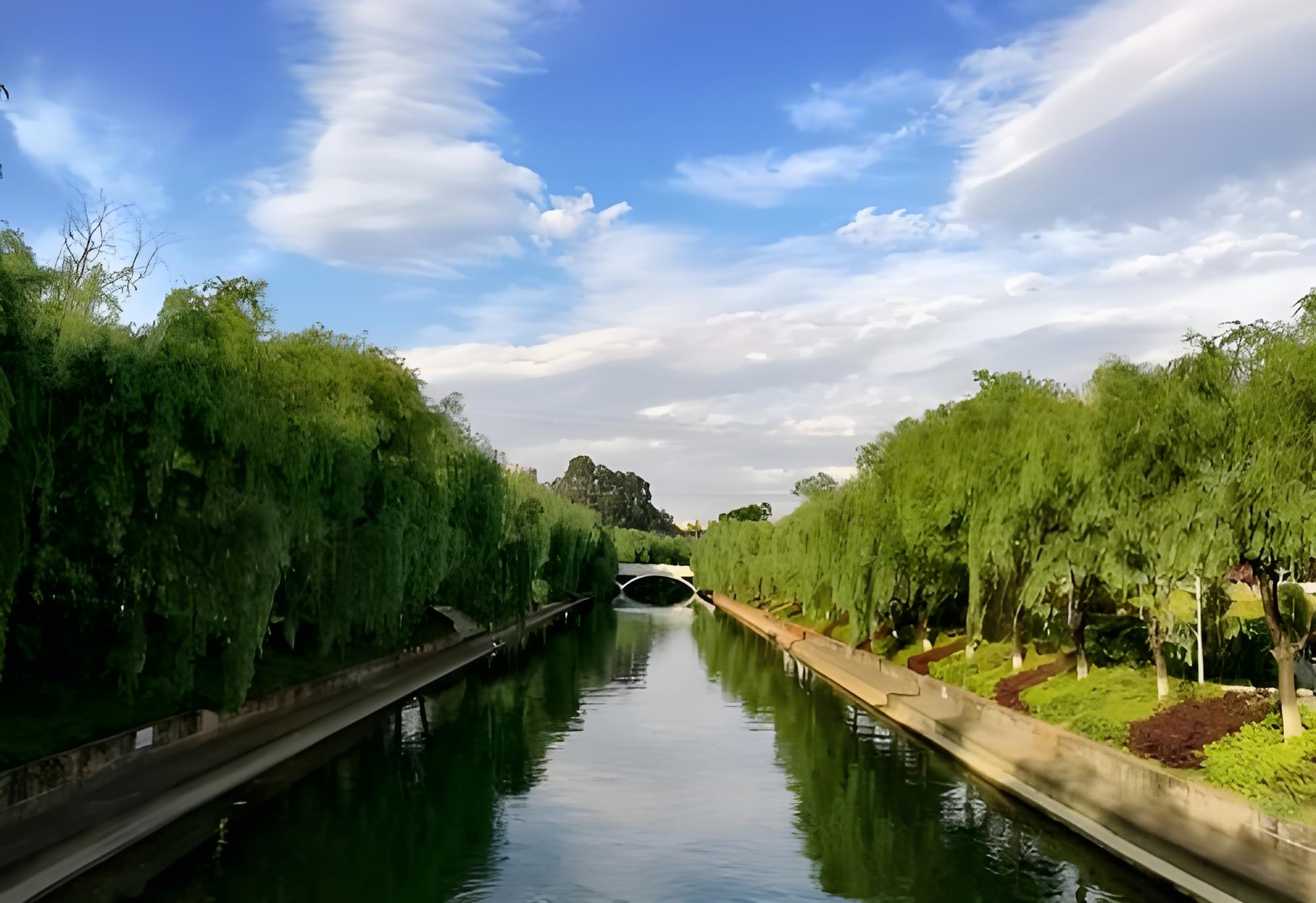 麒麟河畔的时光胶囊：河滨公园的历史回响与未来跃动